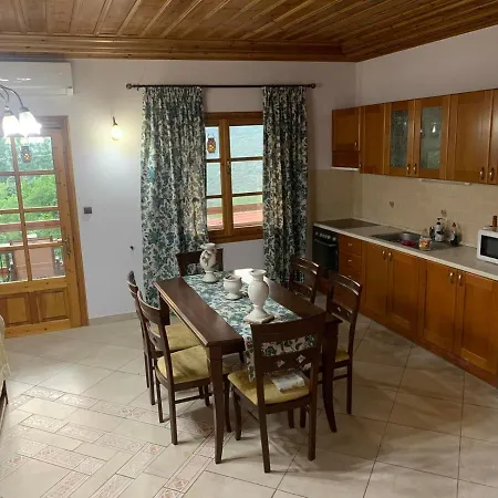 Parahora Hébergement de vacances Prínos